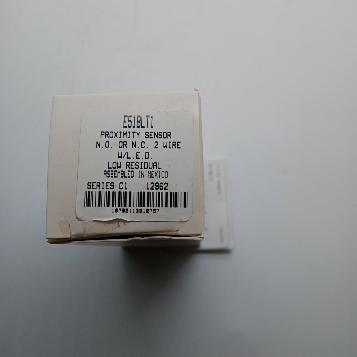 CUTLER HAMMER Proximity switch E51BLT1