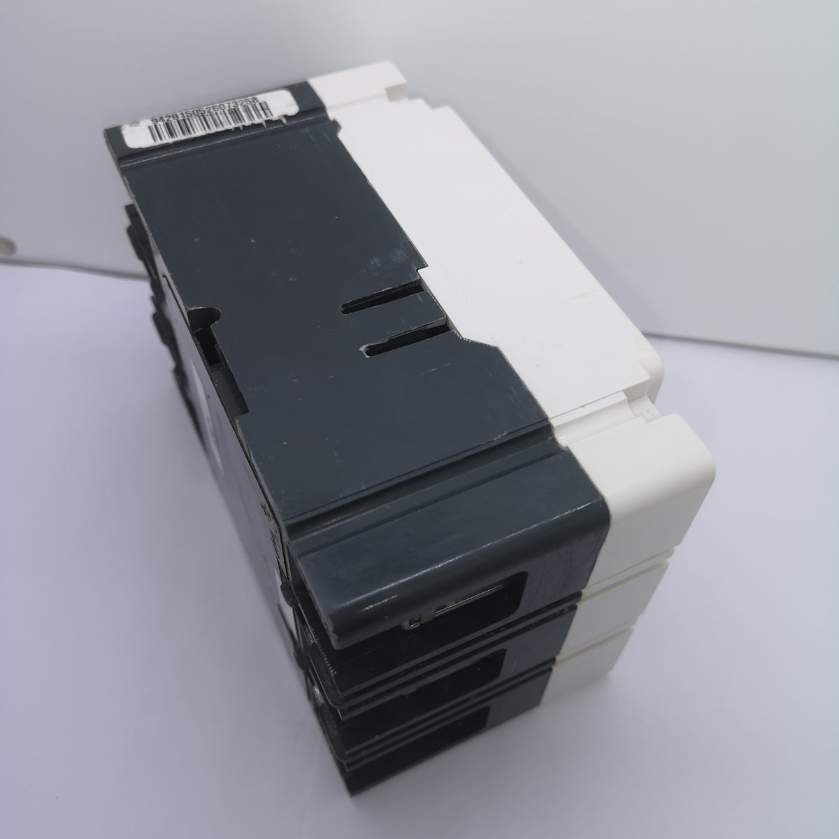 EATON Circuit Breaker HFD3020BP10 - Used