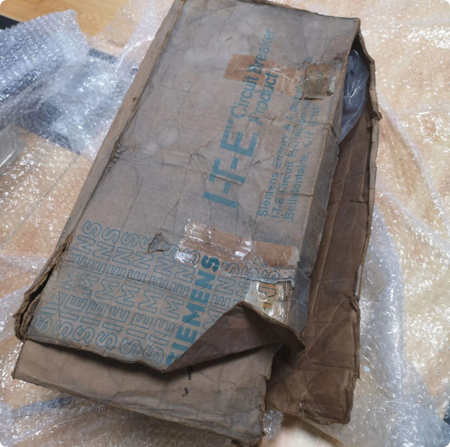 Siemens CLD63B600 Circuit Breaker 600V 600A 3P Sentron Series