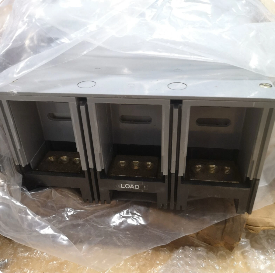 Siemens CLD63B600 Circuit Breaker 600V 600A 3P Sentron Series