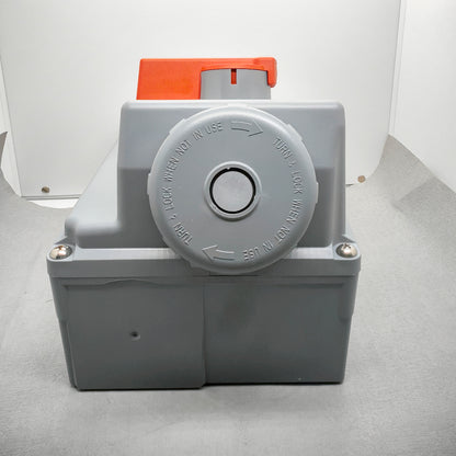 Hubbell Interlocking socket HBL420MI7W