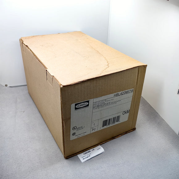Hubbell Interlocking socket HBL420MI7W