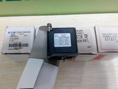 Cutler-Hammer Inductive Sensor E51DS1