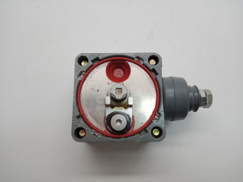 Cutler-Hammer Limit Switch E50DS2